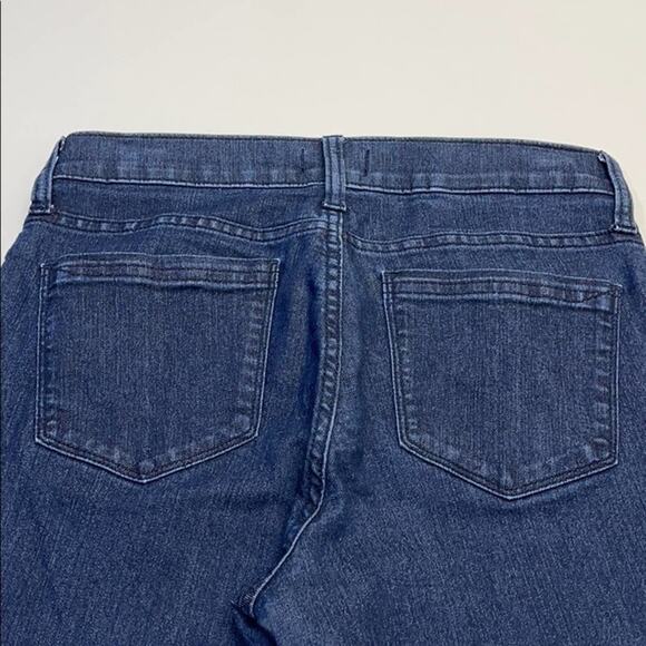 NYDJ Womens 6 ALINA BLUE JEAN CAPRI - LIFT TUCK - Picture 3 of 4